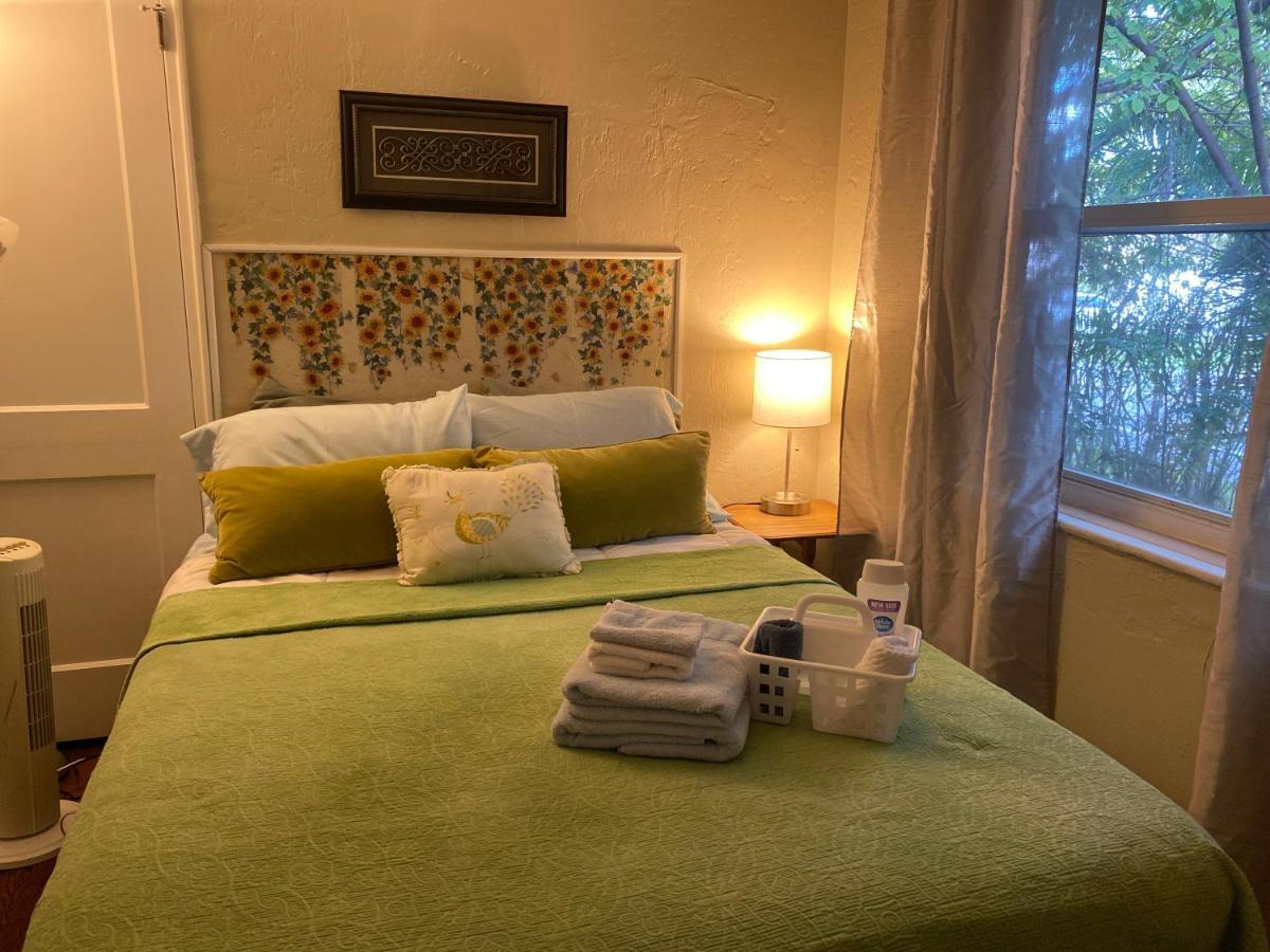 Villa Olivia Guest Rooms 할리우드 외부 사진