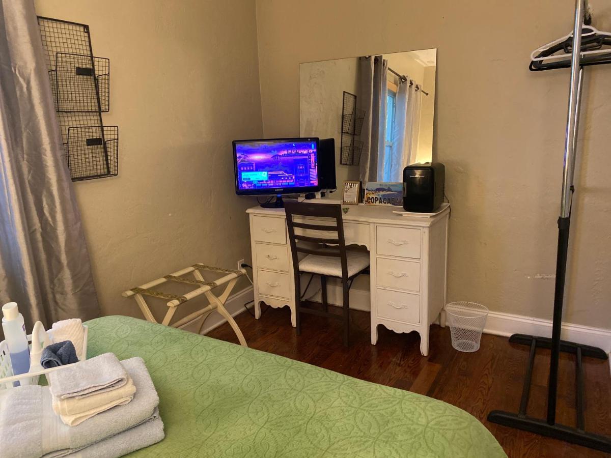 Villa Olivia Guest Rooms 할리우드 외부 사진